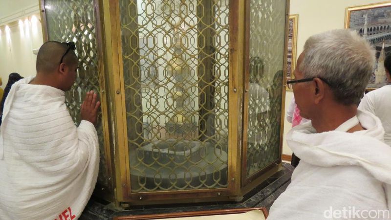 Penasaran dengan Isi Ka'bah? Ini dia Penampakannnya GanSis!