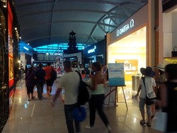 WN Australia Ngamuk di Bandara Ngurah Rai