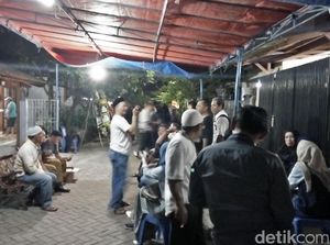 Pelayat Berdatangan ke Rumah Duka Koas Italia