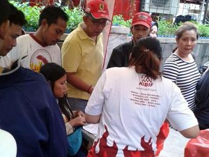Warga Serbu Daging Beku Murah