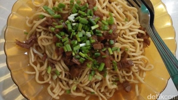 Buka Puasa di Sabang, Coba Pakai Mie Sedap yang Khas