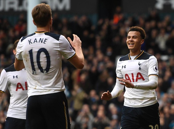 Kane-Alli Dinilai Lebih Mahal daripada Messi-Ronaldo