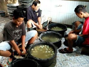 Hadapi Lebaran, Produsen Telur Asin di Brebes Naikkan Produksi Hadapi Lebaran, Produsen Telur Asin di Brebes Naikkan Produksi
