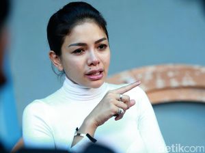 Bantah Hina Panglima TNI, Nikita Mirzani: Gue Nggak Tahu Pak Gatot! Bantah Hina Panglima TNI, Nikita Mirzani: Gue Nggak Tahu Pak Gatot!