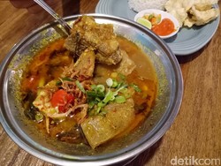 Nyai Rasa: Sedap! Sop Iga Garang Asem yang Gurih Segar