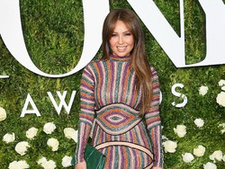 Foto: Thalia, Si Maria Mercedes yang Awet Muda di Usia 45