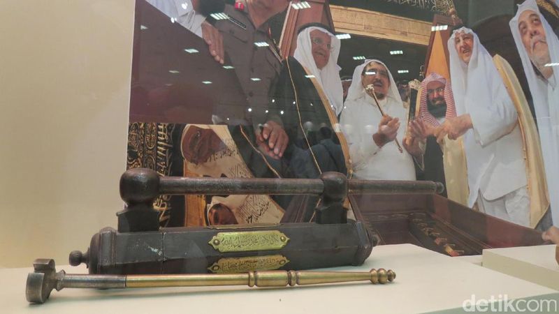 Penasaran dengan Isi Ka'bah? Ini dia Penampakannnya GanSis!
