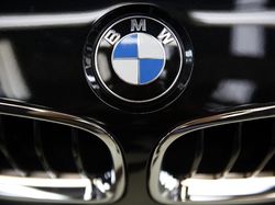 Музыка бмв. BMW logo. Новый логотип БМВ 2021. Лого БМВ 750 Лонг. БМВ корона.