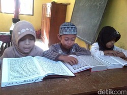 Kemdikbud: Pendidikan Agama di Sekolah akan Diperkuat
