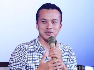 Nicholas Saputra Buka-bukaan Alasan Unggah Foto Traveling di Instagram Nicholas Saputra Buka-bukaan Alasan Unggah Foto Traveling di Instagram