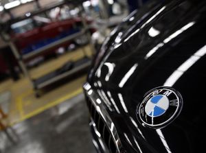 70 Persen Orang Kaya RI Masih Nyicil saat Beli Mobil BMW 70 Persen Orang Kaya RI Masih Nyicil saat Beli Mobil BMW