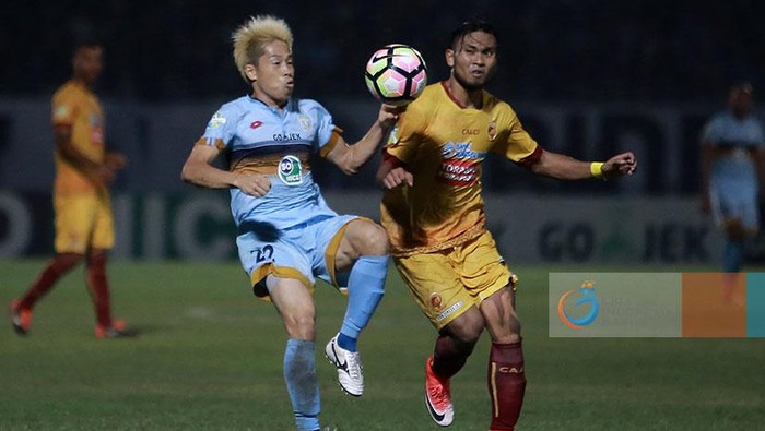 Ketangguhan Double Pivot Persela Akan Sulitkan Persipura