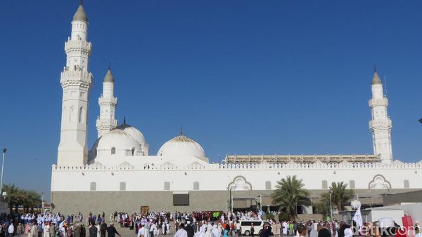 Salat di Masjid Ini, Setara Ibadah Umroh