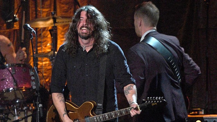 Foo Fighters Bersaing dengan Metallica di Best Rock Song