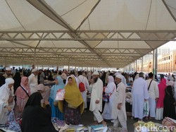 Belanja Asyik di Sekitar Masjid Nabawi