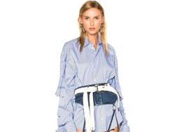 Celana Jeans yang Bisa Ekspos Bagian Intim Ini Dijual Rp 7,5 Juta