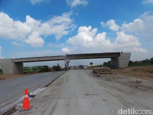 Jokowi Akhirnya Resmikan Tol Surabaya Mojokerto Besok