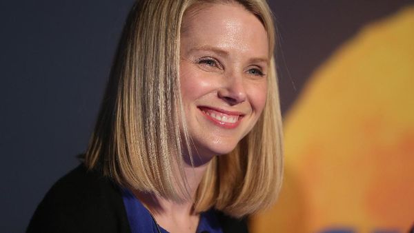 Momen Si Cantik Berotak Cemerlang Pimpin Yahoo