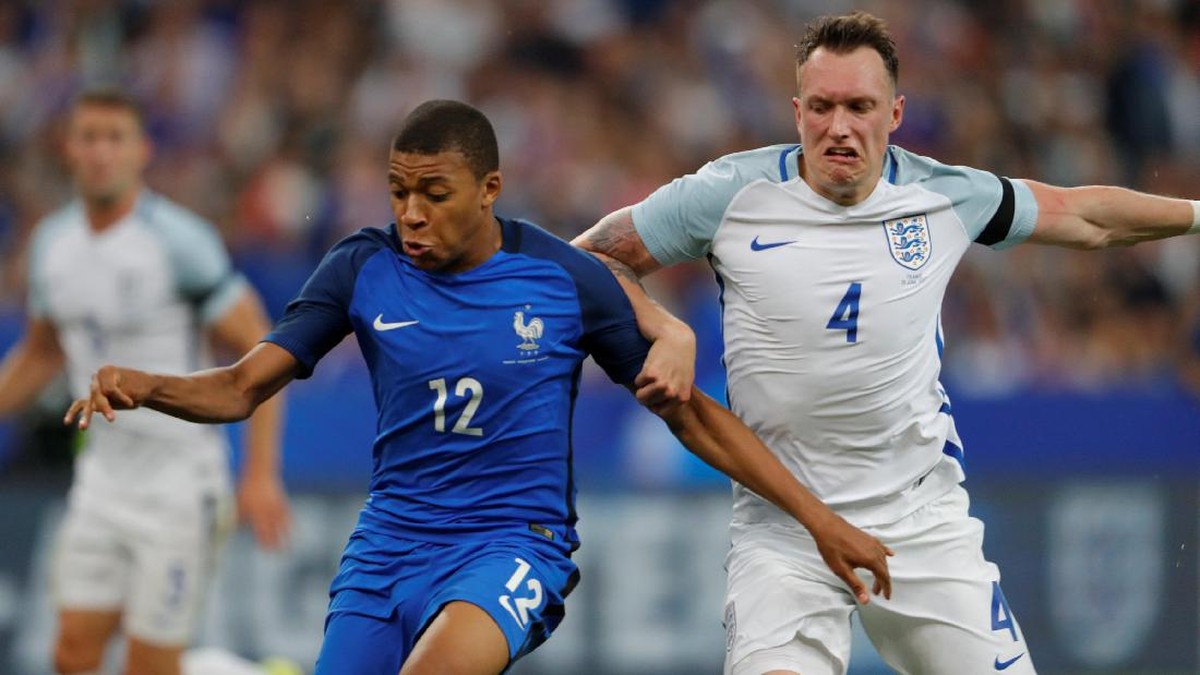 Prancis menang 3-2 atas Inggris dalam pertandingan persahabatan (Foto: Reuters / Charles Platiau)