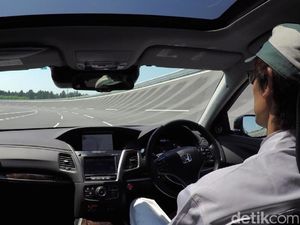 Orang Masih Takut Dengan Mobil Tanpa Sopir