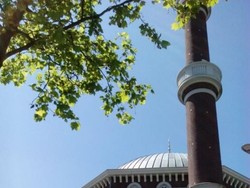 Mengais Berkah Ramadan dan Hikmah Keberagaman di Amsterdam