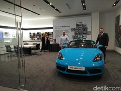 Di Diler Ini, Anda Bisa Pesan Mobil Porsche Semau Anda