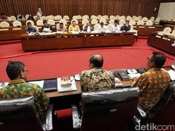 Pansus DPR Ancam Jemput Paksa Miryam Bila KPK Tak Beri Izin