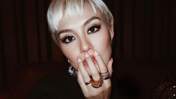 13 Wanita Paling Dikagumi di Dunia, Agnez Mo Hingga Angelina Jolie