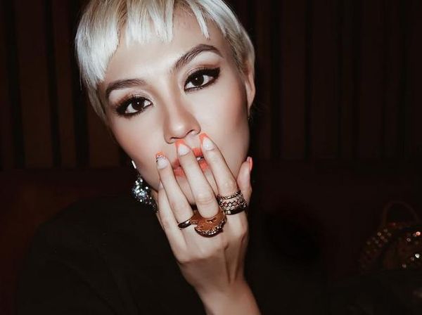 13 Wanita Paling Dikagumi di Dunia, Agnez Mo Hingga Angelina Jolie
