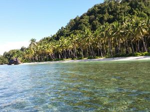 Terbuai Keindahan Pantai Pasir Panjang