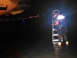 Hujan Deras, Air Rendam Area Parkir Pesawat Terminal 3 Bandara Soetta