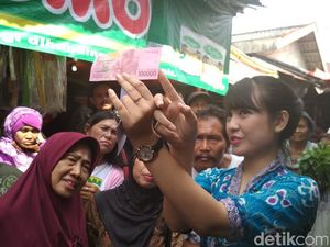 Polisi Trenggalek Sosialisasi Uang Baru dan Palsu Jelang Lebaran