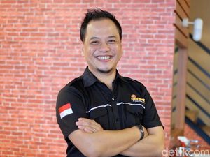 Bos Restoran Ini Pernah Hidup di Singapura dengan Uang Rp 5 Ribu Bos Restoran Ini Pernah Hidup di Singapura dengan Uang Rp 5 Ribu