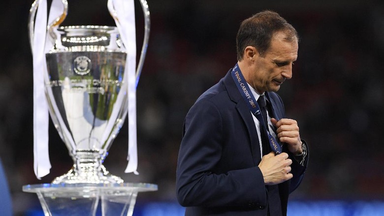 Allegri Sempat Pertimbangkan Mundur Usai Juve Kalah di Final Liga Champions Allegri Sempat Pertimbangkan Mundur Usai Juve Kalah di Final Liga Champions