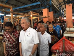 Mendag: Saya Tak Bisa Injak Kaki Pedagang Pasar Tradisional