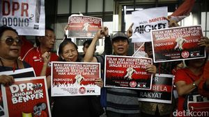Demo Tolak Hak Angket KPK