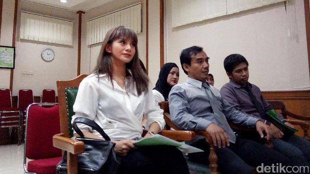 10 Perceraian Selebriti Terhot 2017