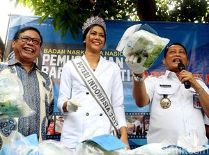 Video Si Cantik Puteri Indonesia Musnahkan Narkoba