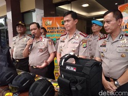 Polisi Siapkan Pengawalan untuk Warga yang Bawa Barang Berharga
