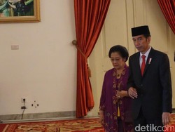 Ketika Mega dan Jokowi Berbincang Berdua di Istana