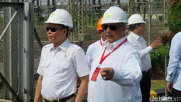 Blusukan ke Gandul, Jonan Cek Pasokan Listrik Jelang Lebaran