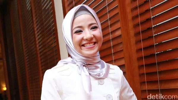 Senyuman Natasha Rizky Nggak Bikin Diabet Kok Guys!