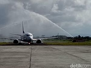 Kenaikan Tarif Batas Bawah Pesawat Ekonomi Tunggu Kajian Inflasi