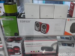 Speaker Bluetooth Rp 300 Ribuan Laris Dibeli Jelang Lebaran