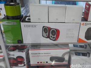 Speaker Bluetooth Rp 300 Ribuan Laris Dibeli Jelang Lebaran Speaker Bluetooth Rp 300 Ribuan Laris Dibeli Jelang Lebaran