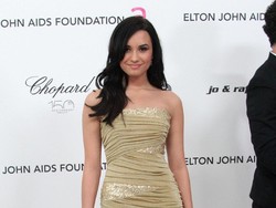 Sejumlah Selebriti Hollywood Doakan Demi Lovato dari Overdosis