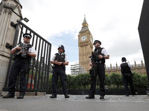 600 Polisi Inggris Ramai-ramai Dipecat karena Pelanggaran 600 Polisi Inggris Ramai-ramai Dipecat karena Pelanggaran
