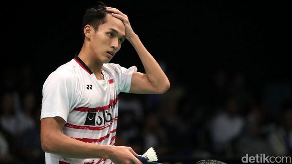 Jonatan Dikalahkan Chen Long