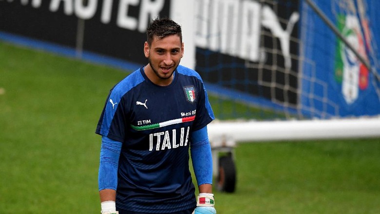 Dukungan Pogba untuk Donnarumma Dukungan Pogba untuk Donnarumma