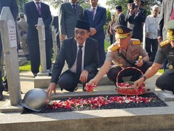 Ziarah ke TMP Kalibata, Djarot: PNS Harus Ikuti Integritas Pendahulu